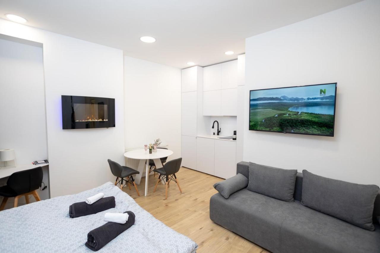 City Center Main Square Apartments Zagreb Ngoại thất bức ảnh