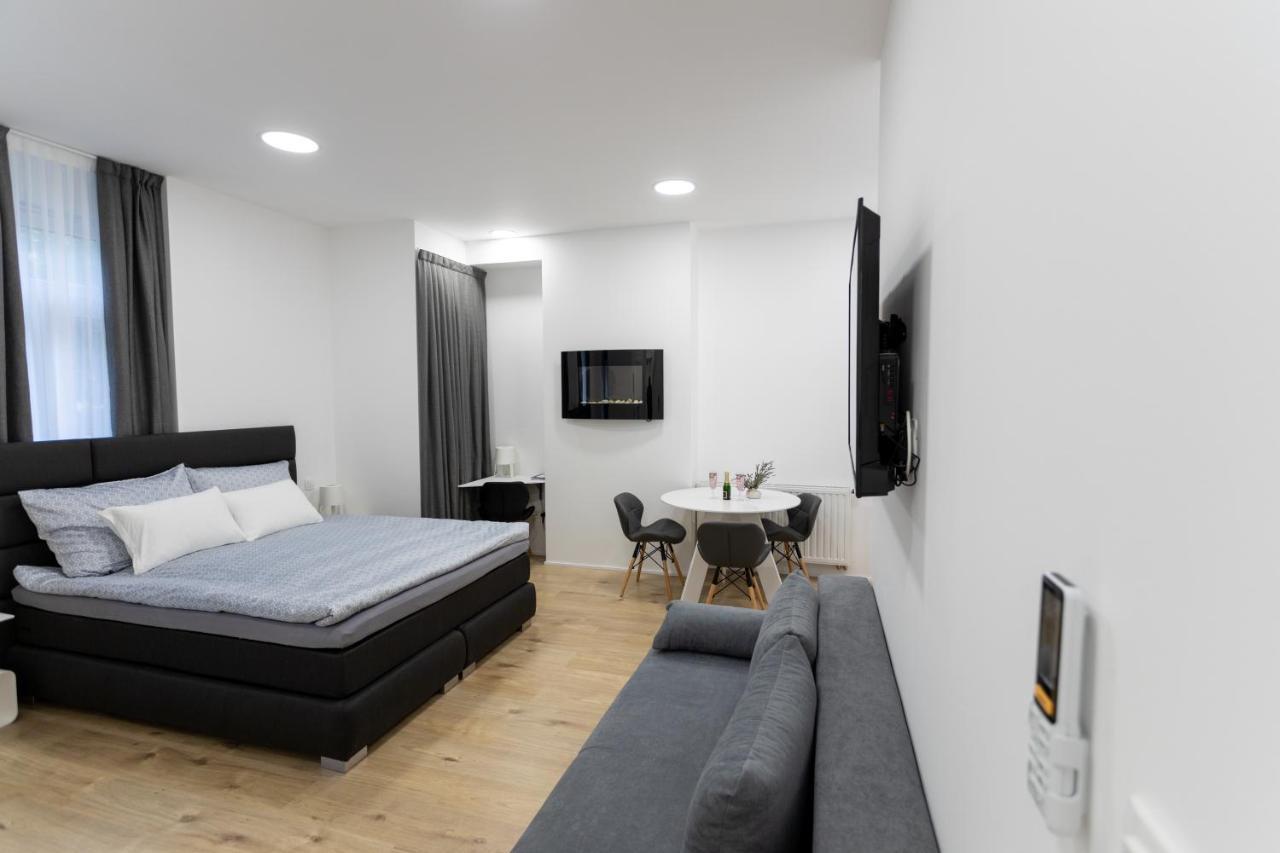 City Center Main Square Apartments Zagreb Ngoại thất bức ảnh